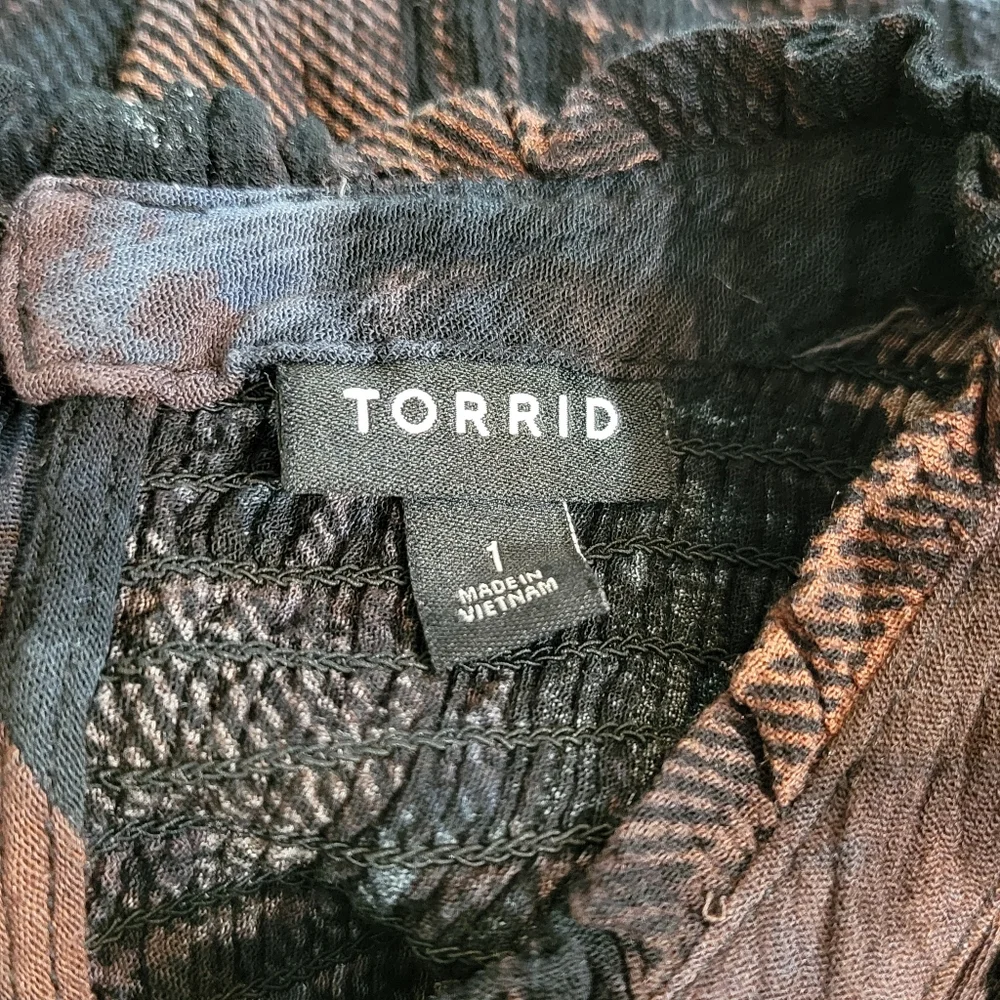Torrid Crinkle Gauze Smocked Flutter Sleeve Top Plus Size 1x - Picture 10 of 10
